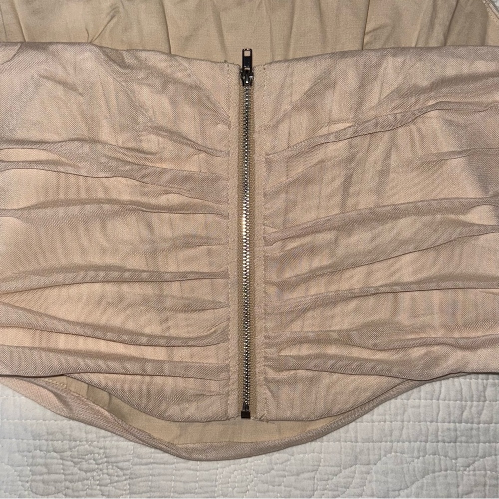 Beige Ruched Structured Tube Top - Picture 4 of 6